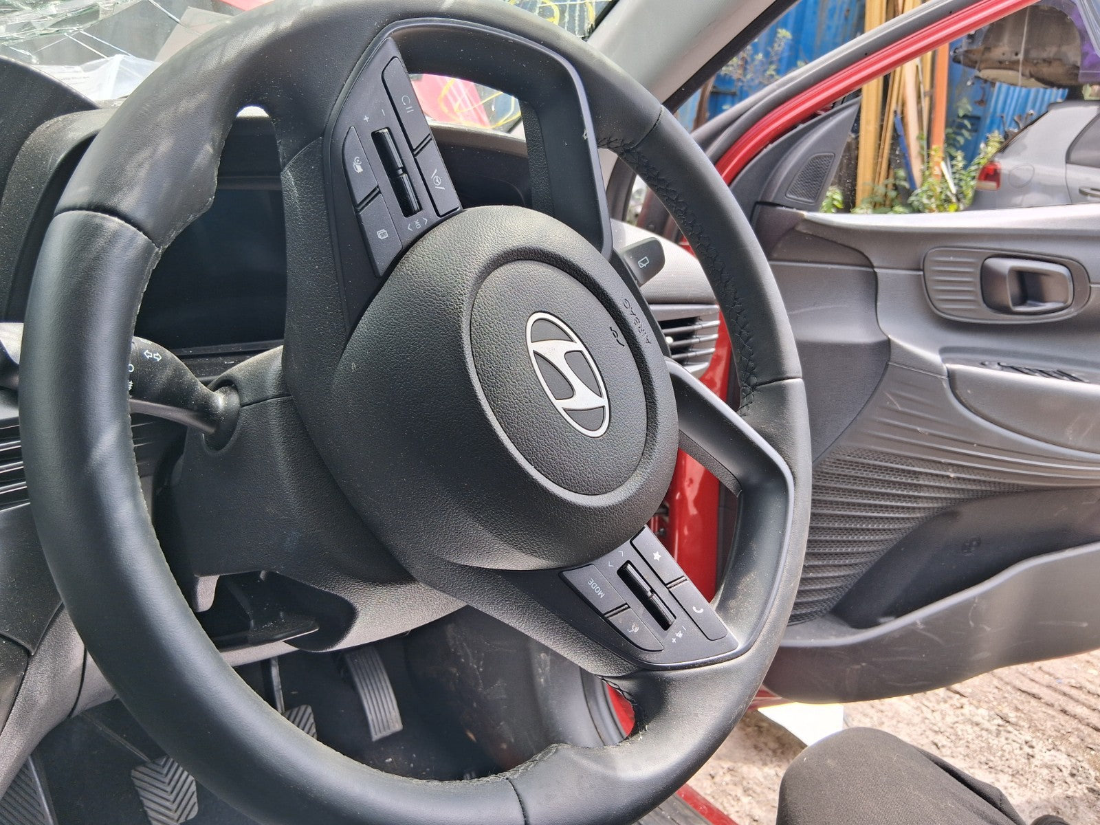 2026 HYUNDAI I20 MK3 MULTIFUNCTION LEATHER STEERING WHEEL