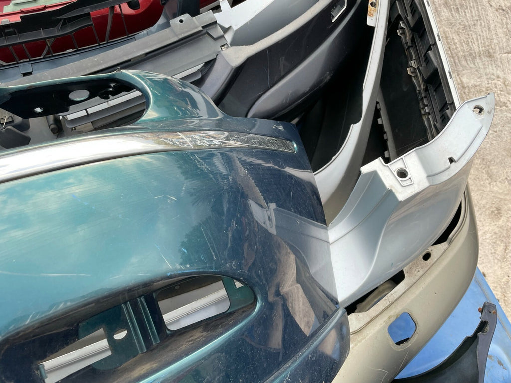 ROVER 75 2003 PRE FACELIFT FRONT BUMPER GREEN