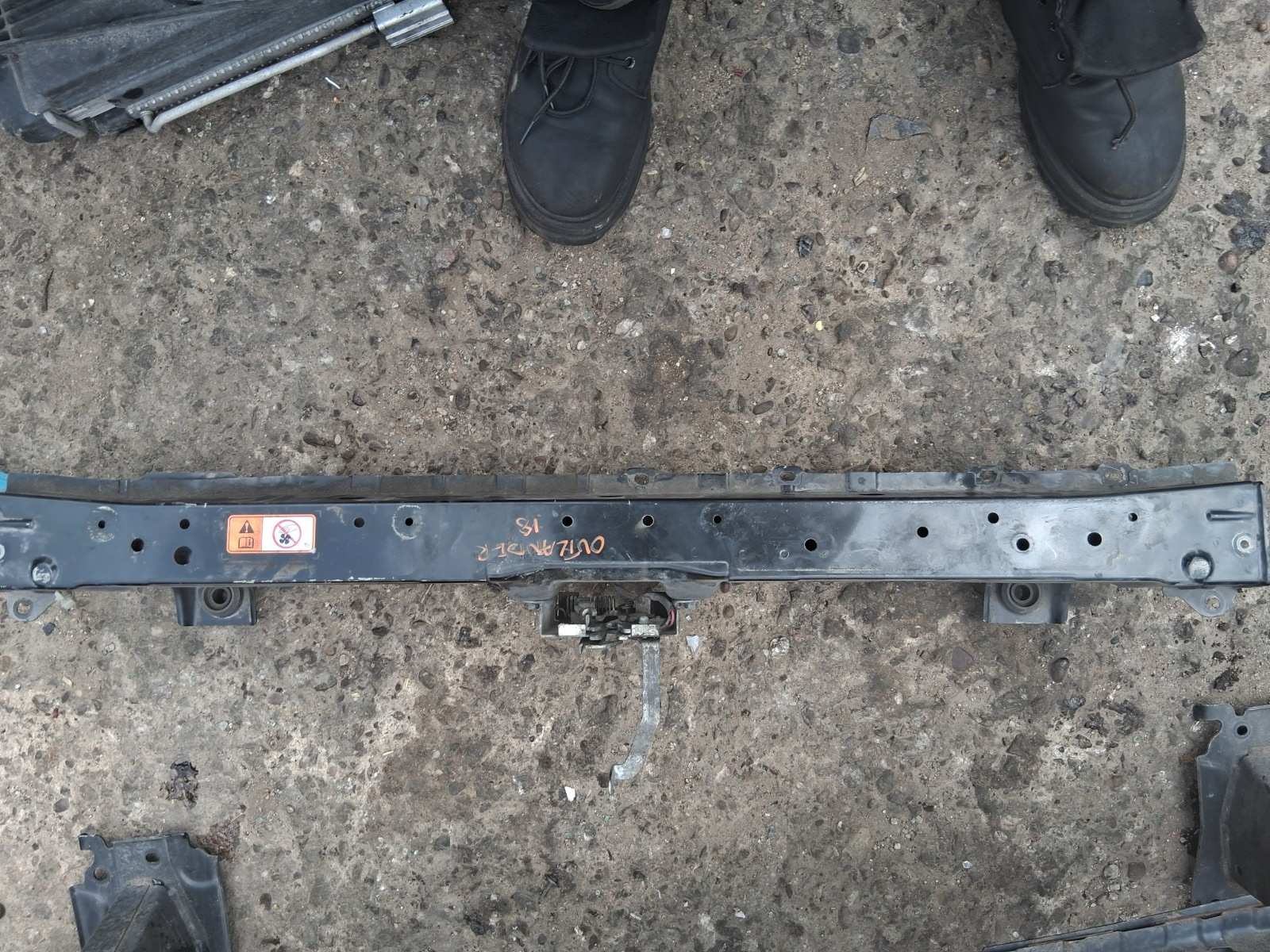 2018 MITSUBISHI OUTLANDER MK3 FRONT BUMPER SUPPORT BAR BEAM