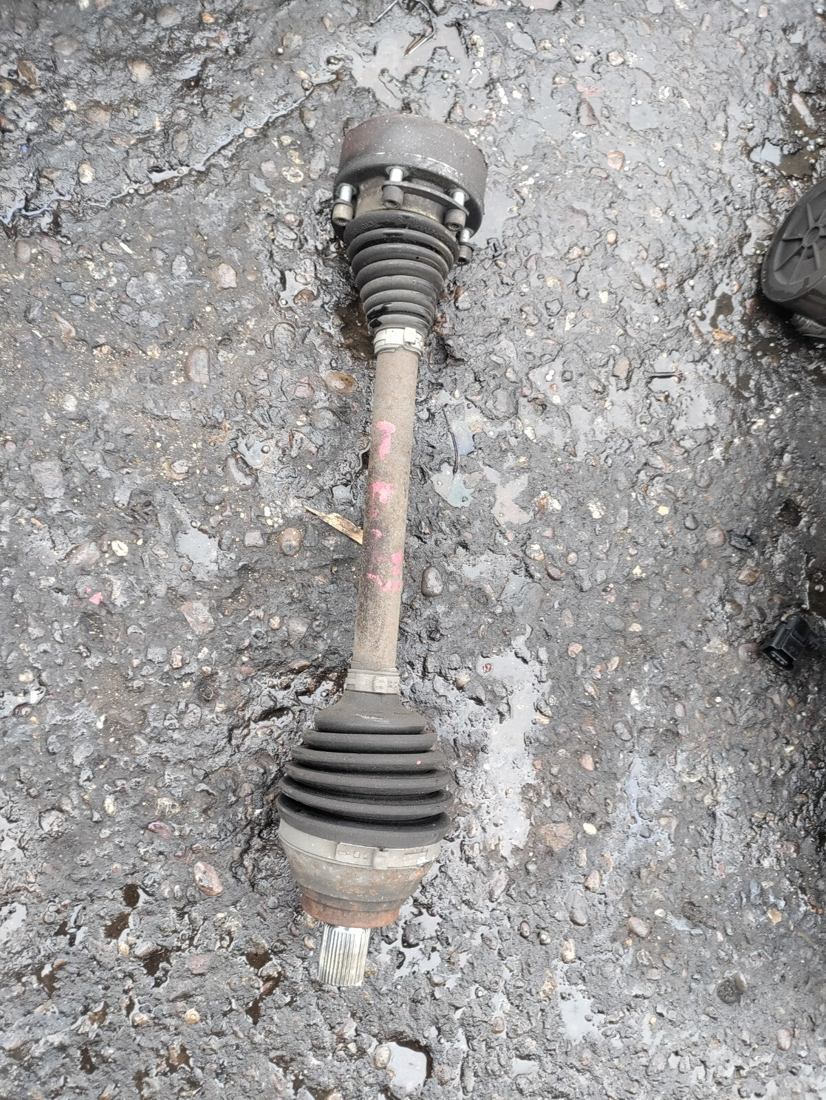 VW VOLKSWAGEN GOLF MK7 1.6 DIESEL 2017 NS PASSENEGR SIDE FRONT DRIVESHAFT
