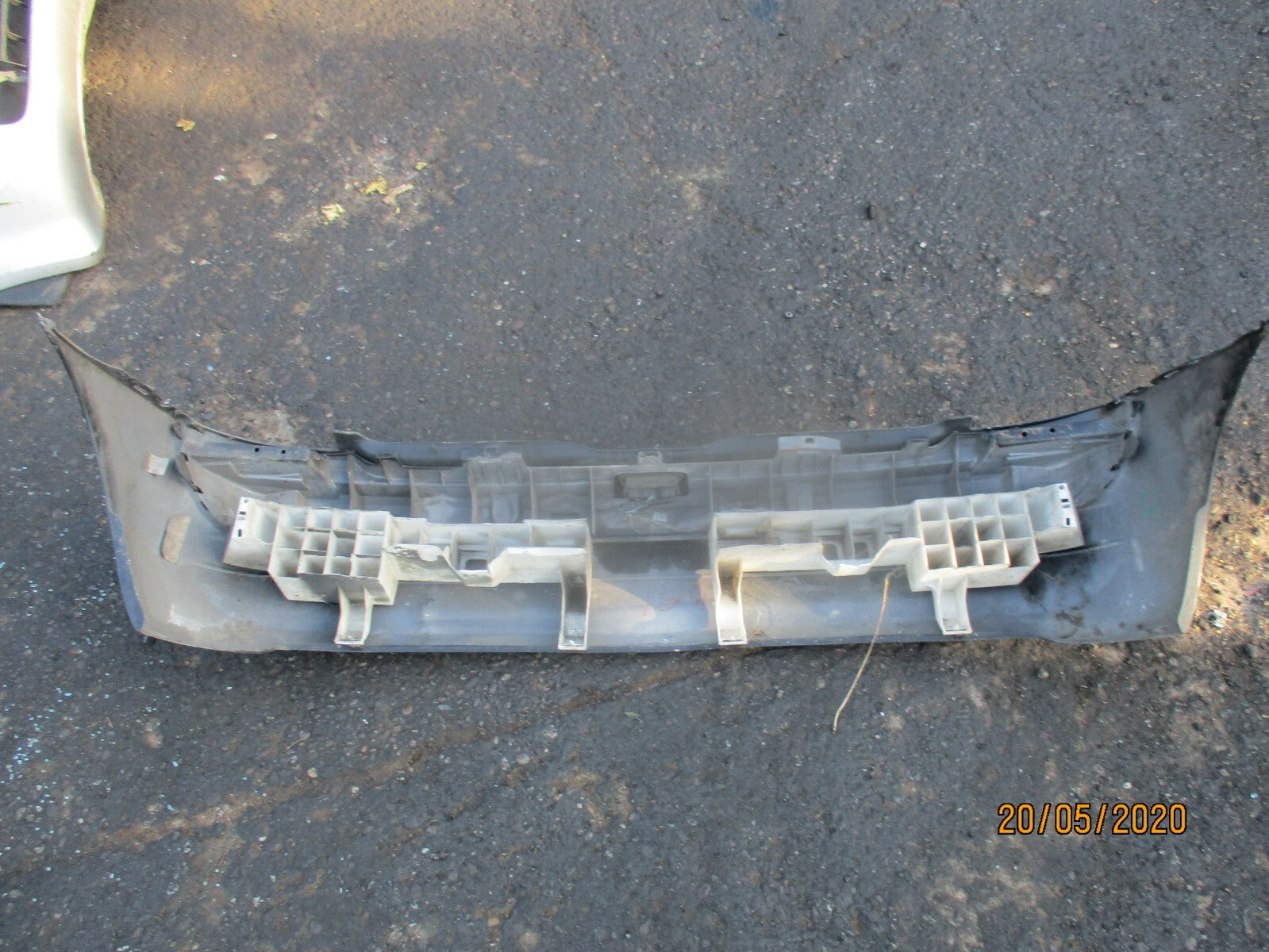 RENAULT CLIO MK2 2001 - 2005 FACELIFT REAR COMPLETE BUMPER BLACK