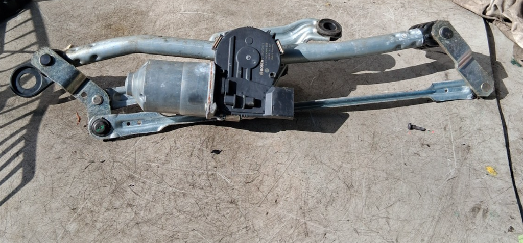 2021 SKODA SCALA WINDSCREEN WIPER MOTOR AND LINKAGE 2GN955119A