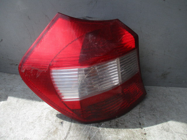 2004 BMW 1 SERIES E87 NSR PASSENGER SIDE REAR TAIL LIGHT LAMP