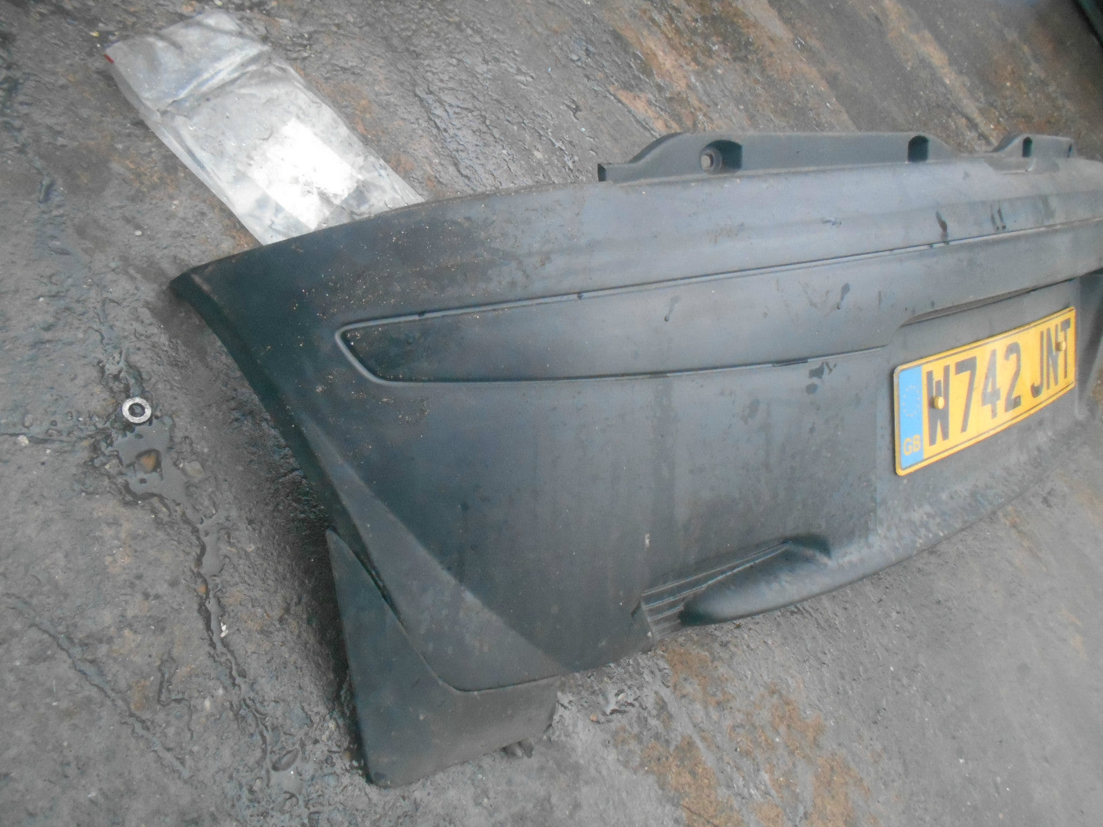 FIAT PUNTO 188 MK2 PRE FACELIFT 2000 REAR BUMPER BLACK PLASTIC