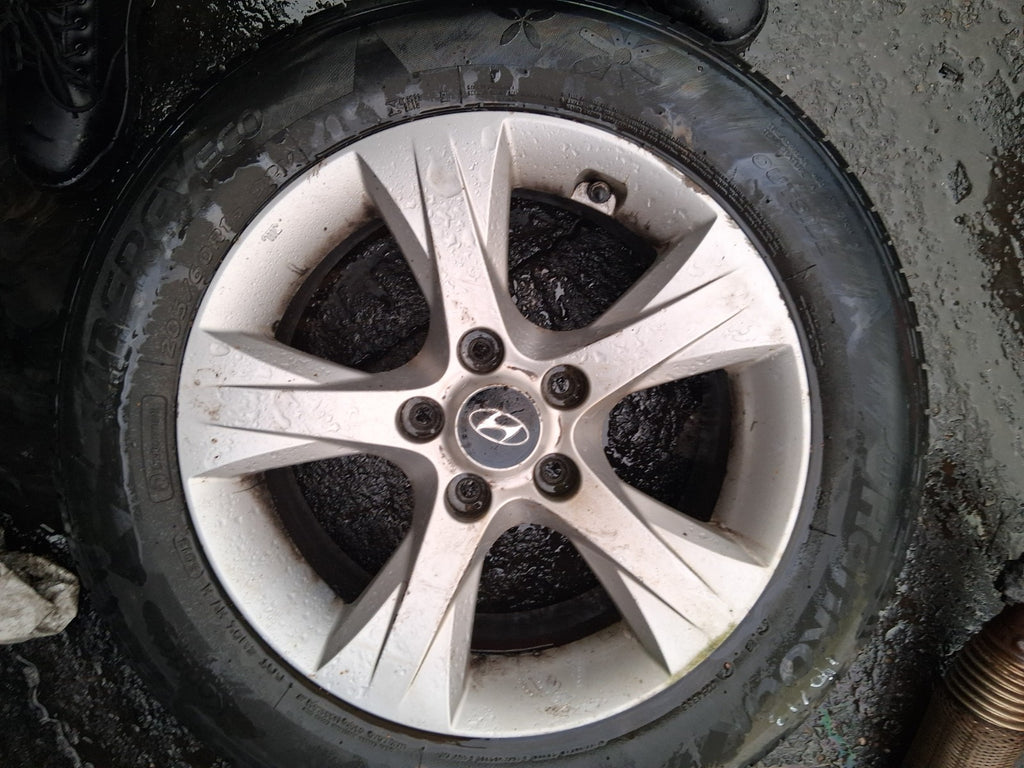 2013 HYUNDAI I40 16 INCH ALLOY WHEEL WITH TYRE 205/60R16
