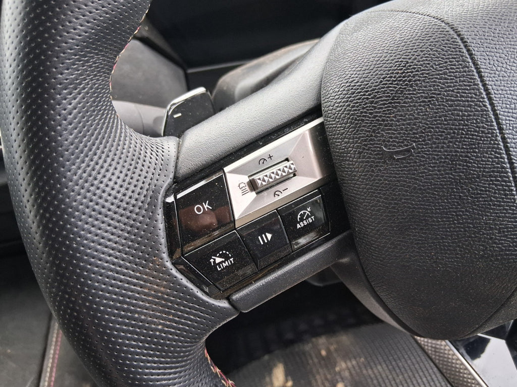 2023 DS AUTOMOBILES DS4 3 SPOKE MULTIFUNCTION LEATHER STEERING WHEEL