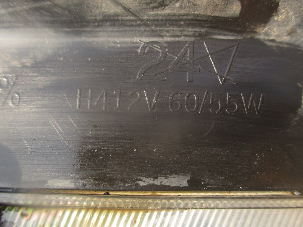 2007 HYUANDAI MATRIX FRONT PASSENGER SIDE HEADLIGHT