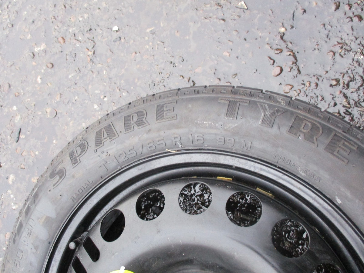SAAB 93 PIRELLI 5 STUD 16 INCH SPARE WHEEL 125/85 R16 2160132