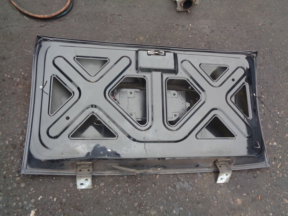 LONDON TAXI TAXIS LTI TX4 TAILGATE BOOTLID BOOT LID SALOON BLACK STYLE
