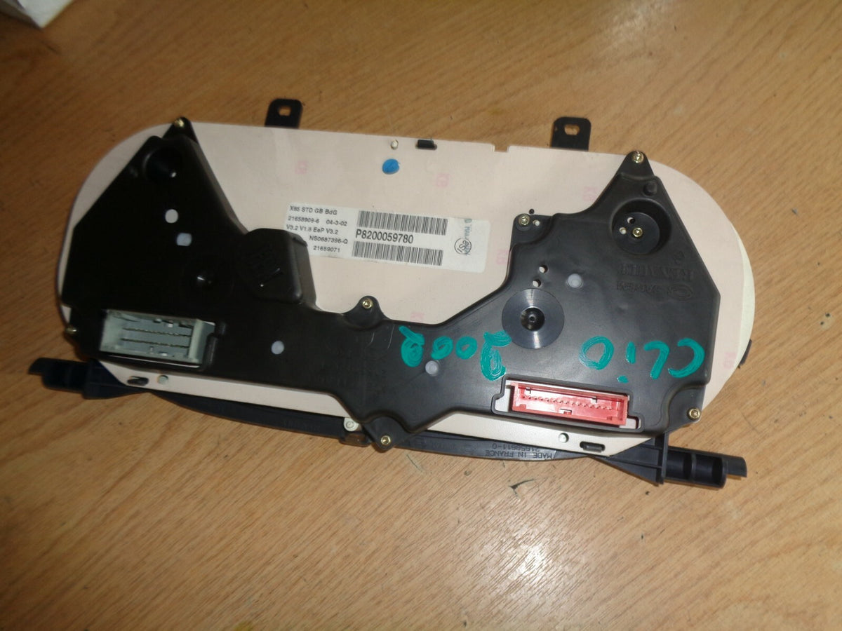 RENAULT CLIO 1.4 PETROL SPEEDOMETER INSTRUMENT CLUSTER 8200059780