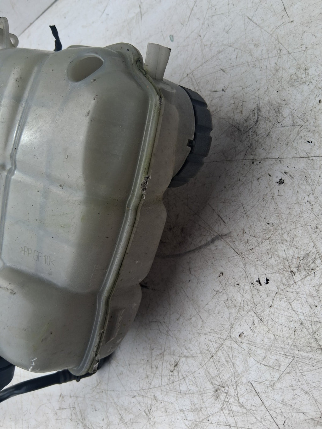 2020 MERCEDES A CLASS W177 WATER COOLANT EXPANSION TANK BOTTLE A2475000049