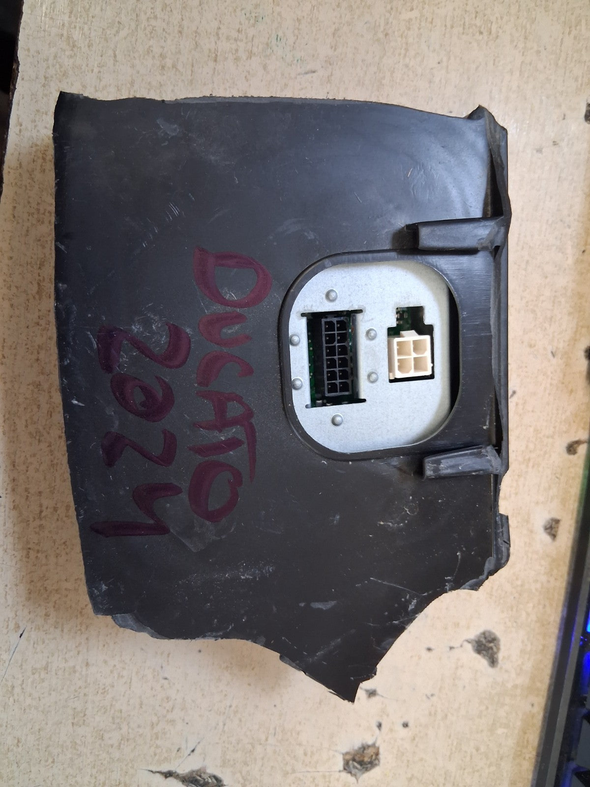 2024 FIAT DUCATO MK3 DRIVER SIDE HEADLIGHT CONTROL MODULE BALLAST 130732952800