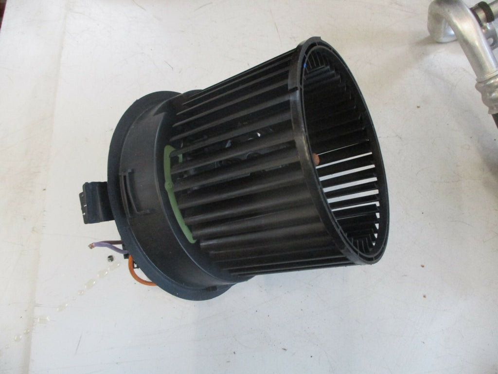 RENAULT CLIO X98 MK4 2019 HEATER BLOWER MOTOR FAN