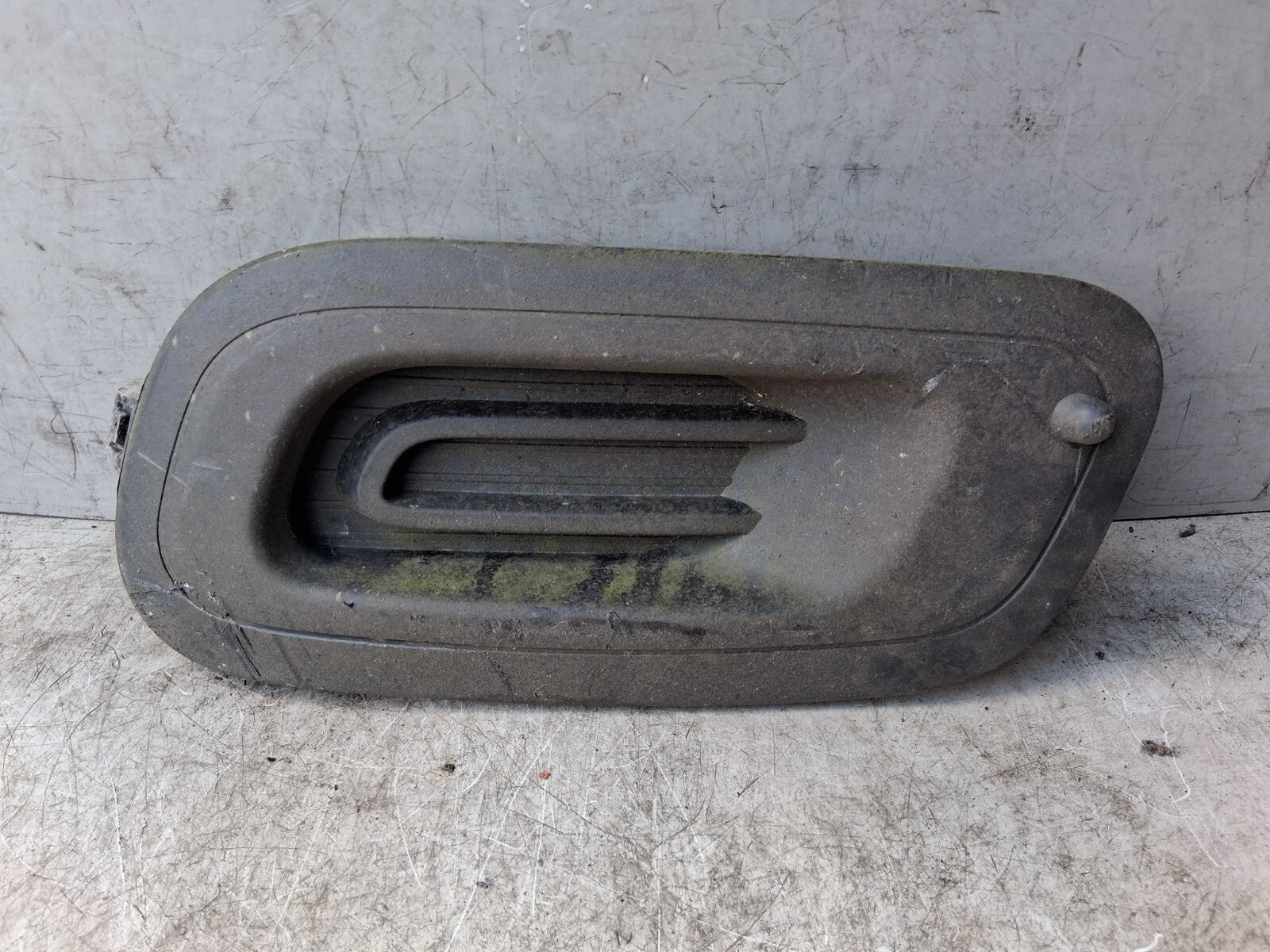 2019 FIAT PANDA MK3 NSF PASSENGER SIDE FRONT FOG LIGHT TRIM SURROUND 735520448