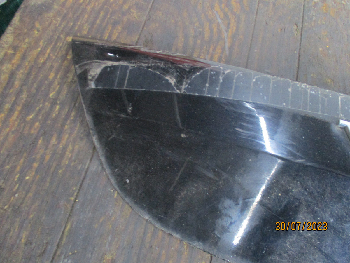VOLVO V40 CROSS TAILGATE BACK RELEASE TRIM PANEL 01042057014/31301301
