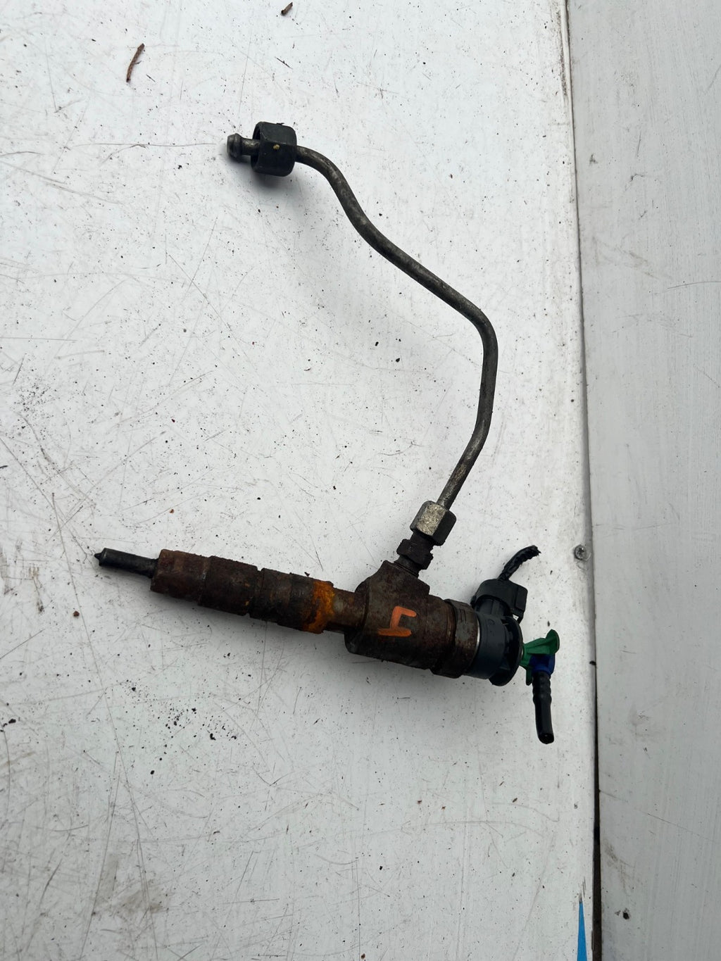 2016 FORD FIESTA MK7 1.6 TDCI DIESEL FUEL INJECTOR CV6Q9F593AA REF 4