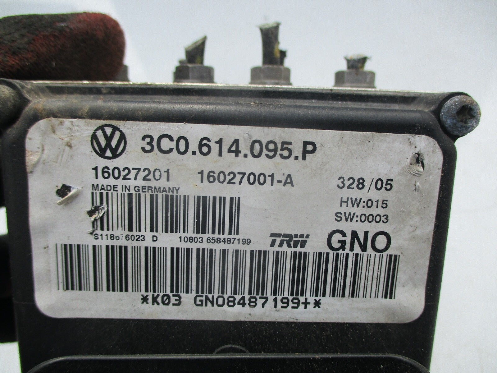 VW VOLKSWAGEN PASSAT B6 2.0 TDI ABS PUMP 3C0 614 095 P