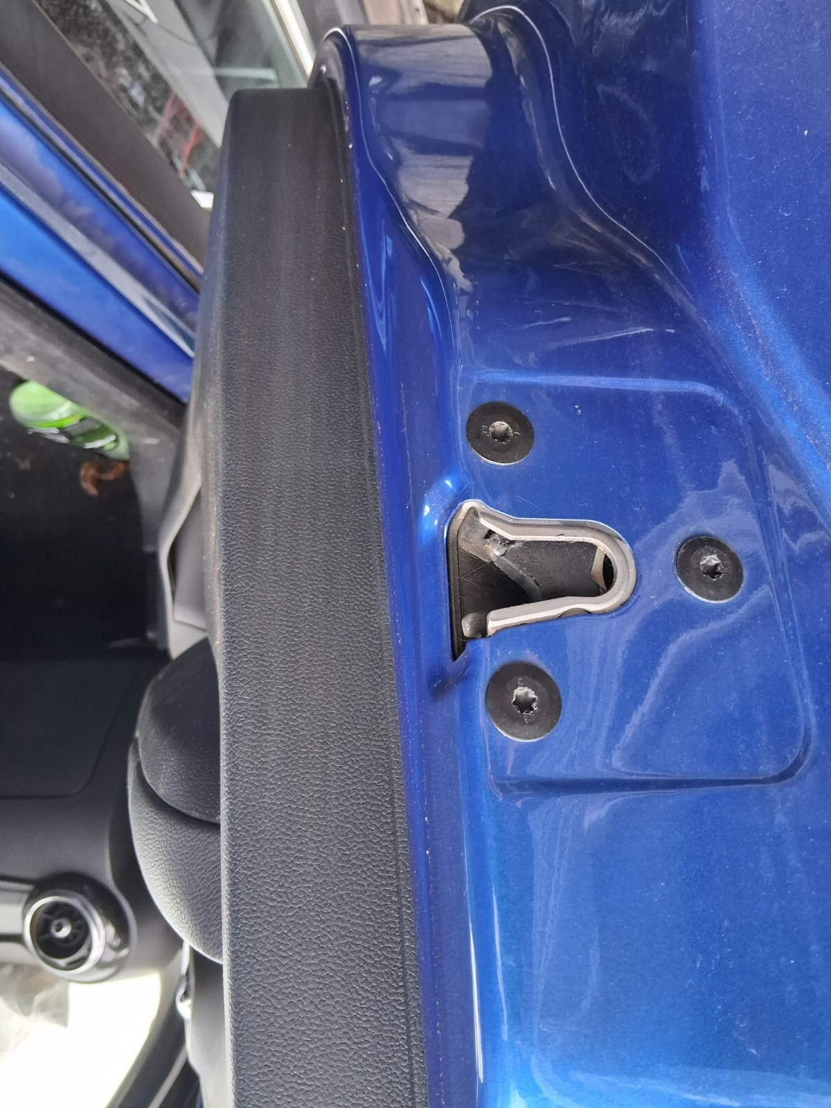 2021 MG 3 MK2 EXCLUSIVE OSF DRIVER SIDE FRONT RIGHT DOOR LOCK MECHANISM