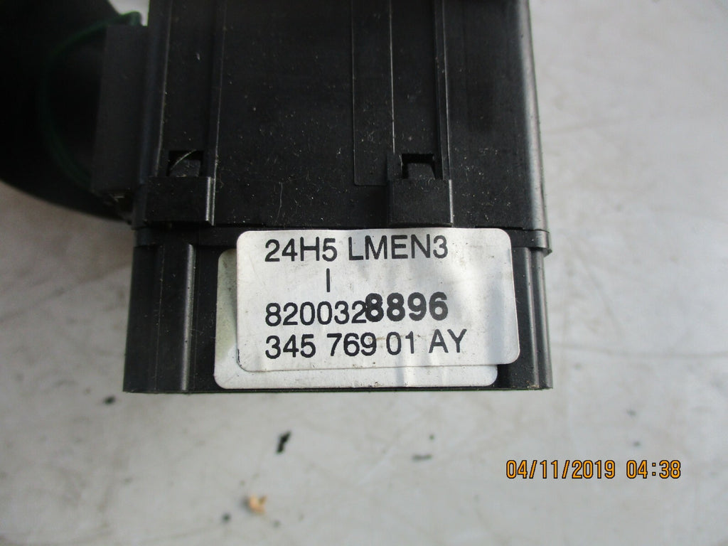 RENAULT LAGUNA MK2 2005 WINDSCREEN WIPER WASHER CONTROL SWITCH STALK 8200328896
