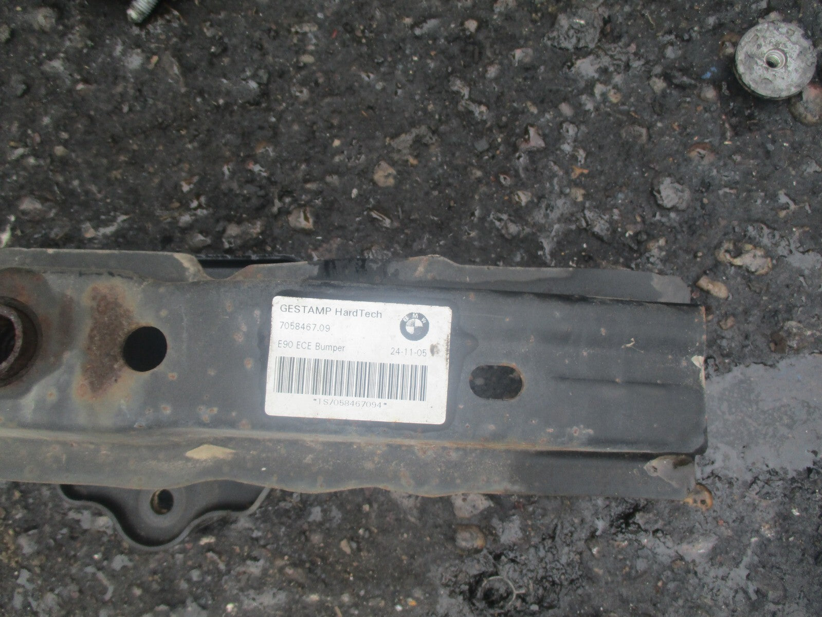 2005 BMW 3 SERIES E90 SALOON REAR BUMPER REINFORCEMENT CRASH BAR