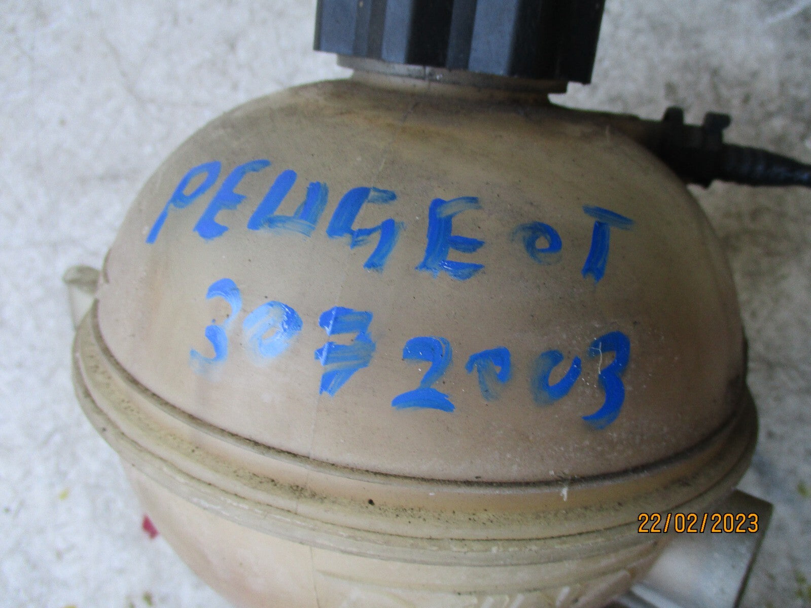 PEUGEOT 307 2003 COOLANT EXPANSION TANK RESERVOIR BOTTLE