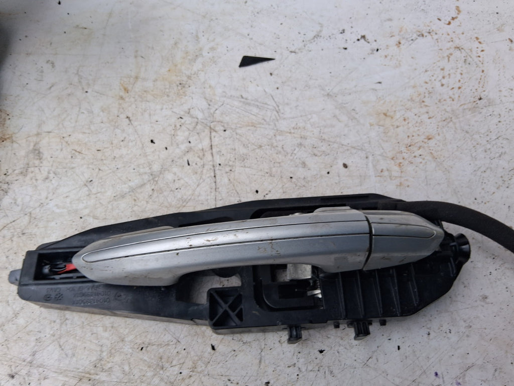 2016 FORD MONDEO MK5 NSF PASSENGER SIDE FRONT LEFT DOOR HANDLE 0104139501