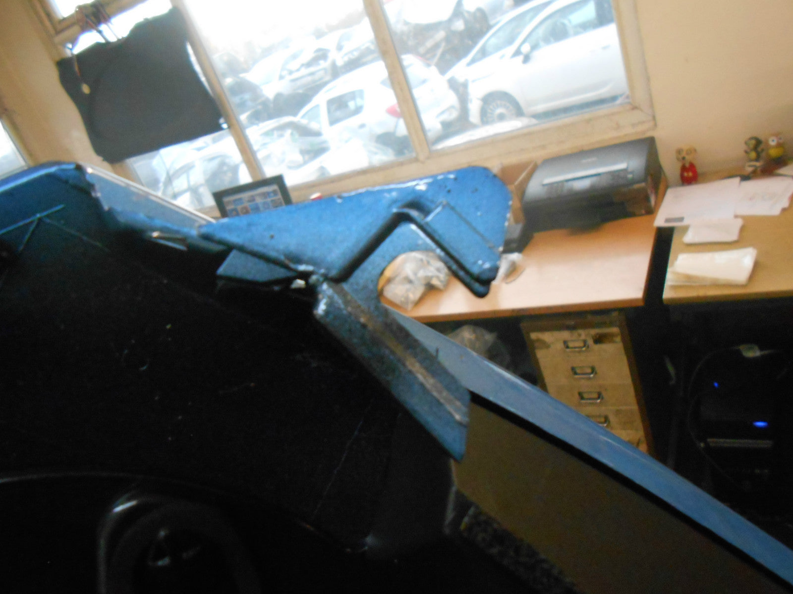 RENAULT MEGANE 2013 MK3 COUPE REAR BOOT TAILGATE SPOILER LIGHT BLUE 960300005R
