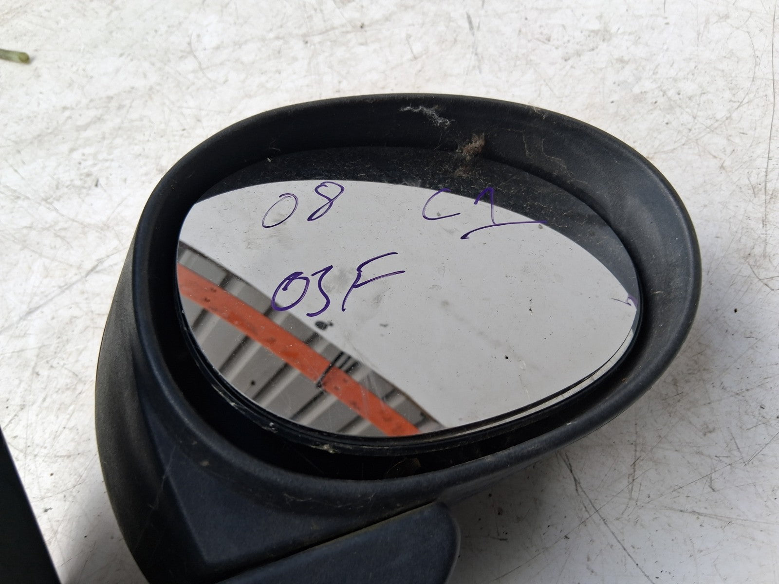 2008 CITROEN C1 MK1 OSF DRIVERSIDE FRONT MANUAL WING MIRROR RED 879100H020