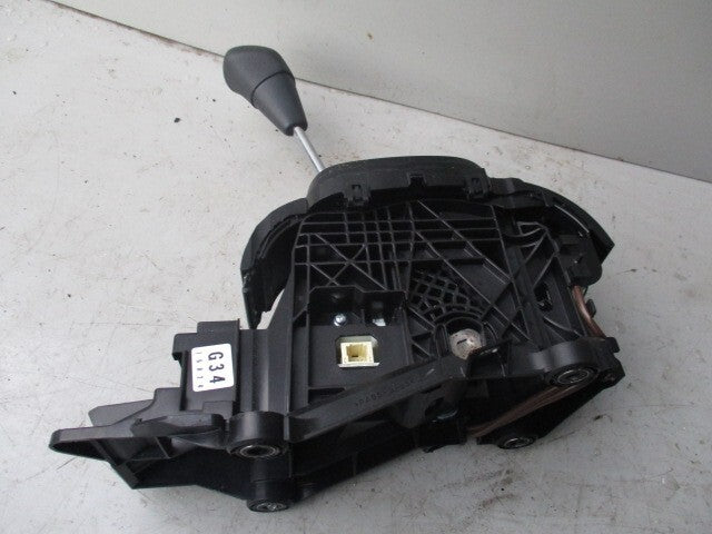 TOYOTA YARIS MK3 2016 AUTOMATIC GEARSTICK GEARSHIFTER