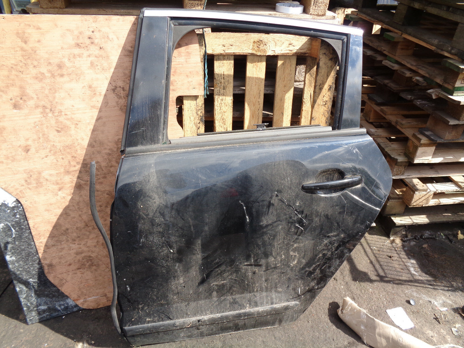 PEUGEOT 3008 MK1 2013 NSR PASSENGER SIDE REAR DOOR DAMAGED BLACK