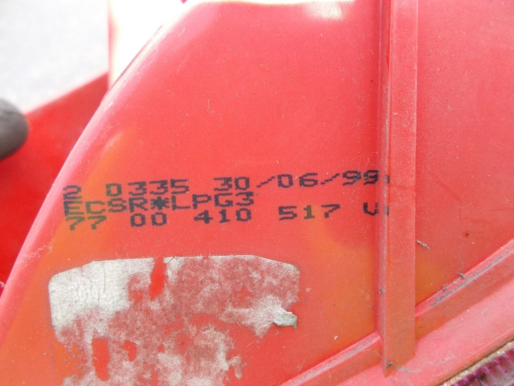 1999 RENAULT CLIO MK2 NSR PASSENGER SIDE REAR TAIL LIGHT 7700410517