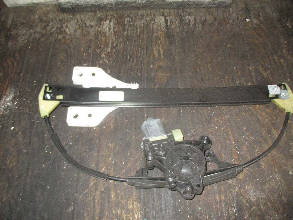 AUDI A4 2016 8W B9 POWER WINDOW MOTOR RIGHT REAR 1021C28050105