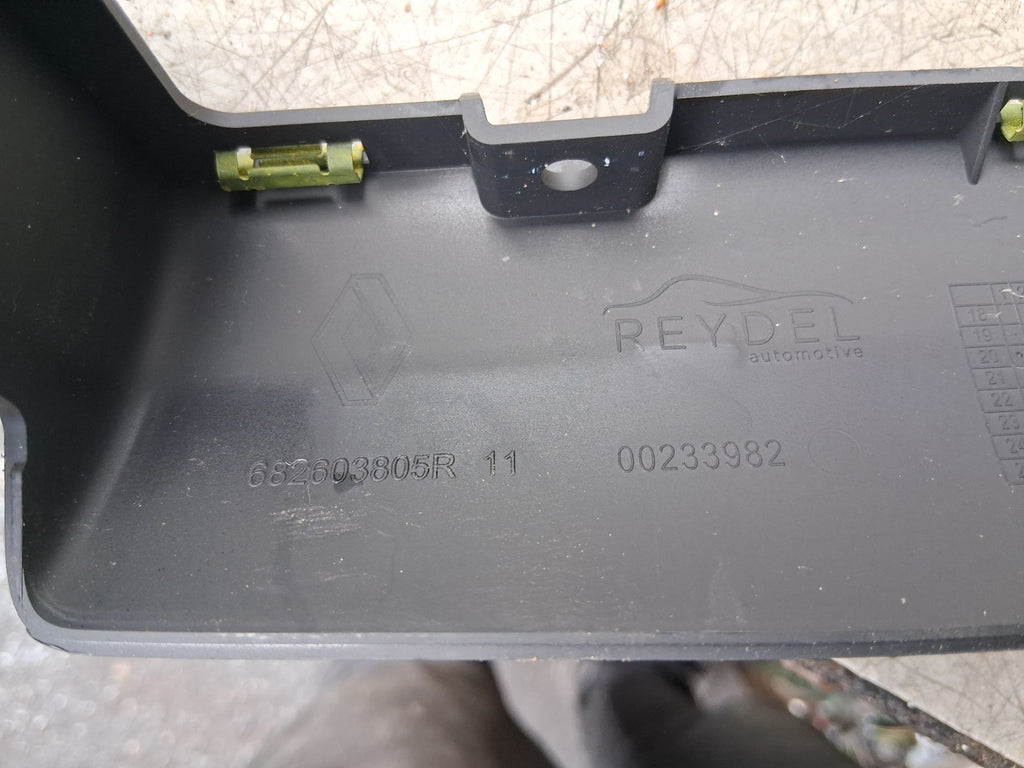 2023 RENAULT MASTER MK3 HAZARD SWITCH TRIM PANEL 283E83867R