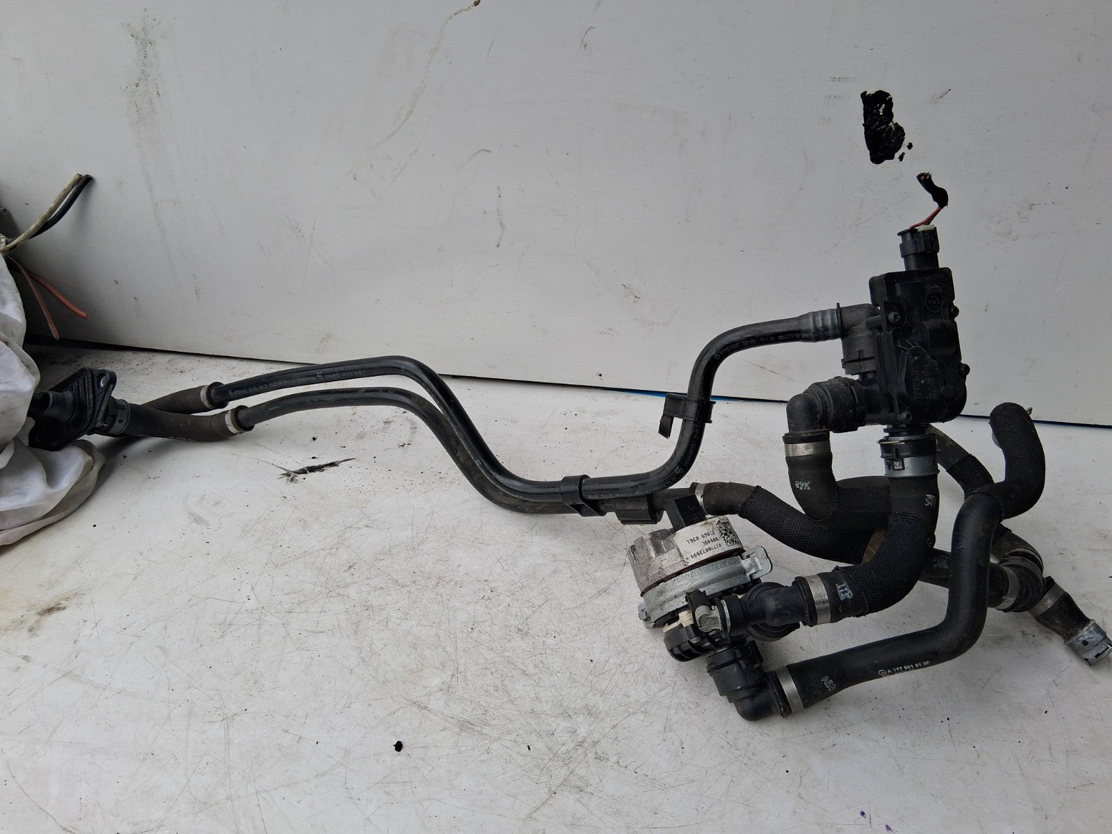 2021 MERCEDES SPRINTER W907 AUXILIARY WATER PUMP A1770073599