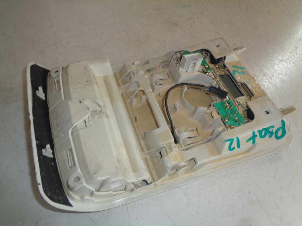 VW VOLKSWAGEN PASSAT CC 2012 FRONT INTERIOR ROOF LIGHT 3C0867489