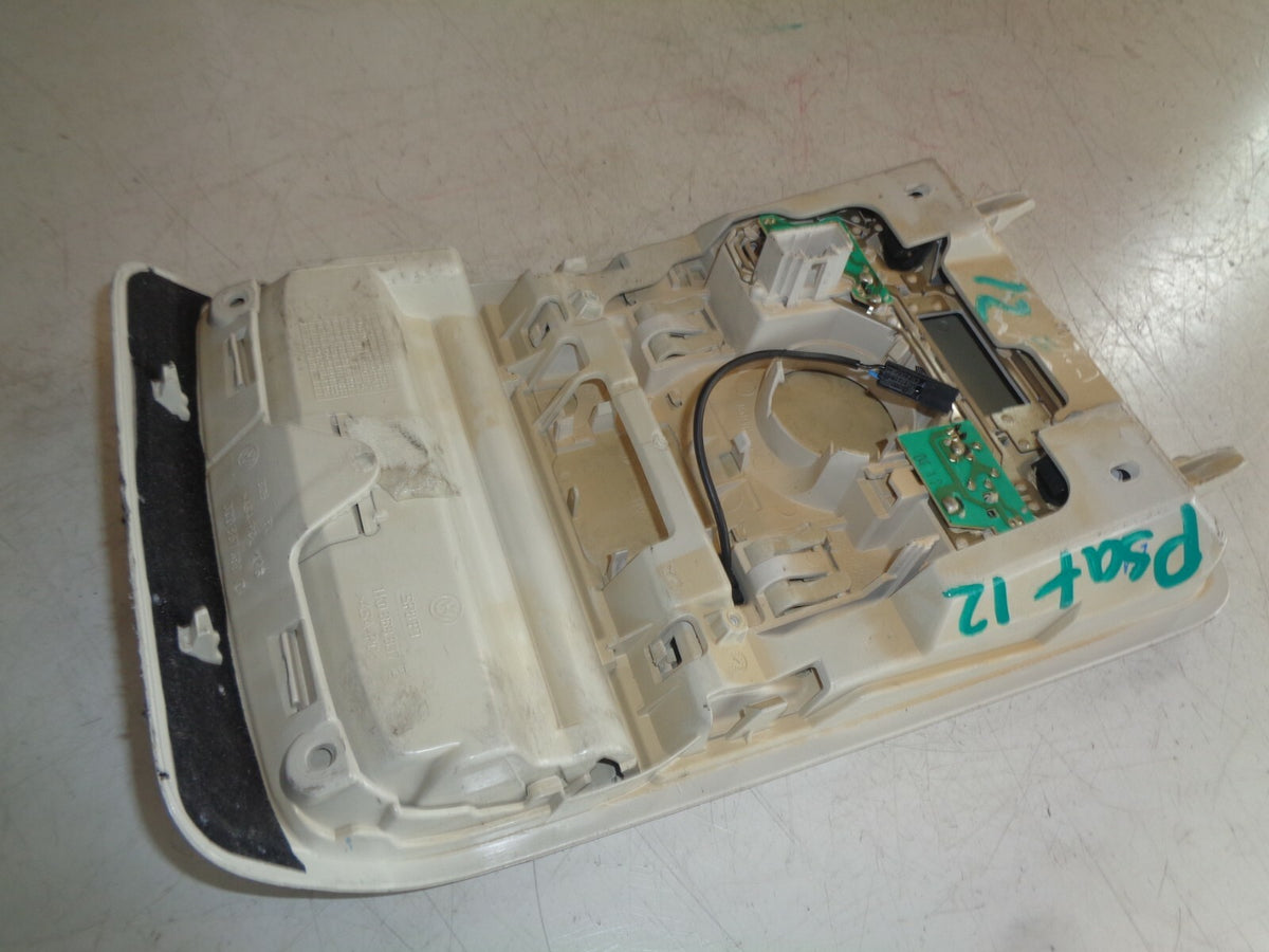 VW VOLKSWAGEN PASSAT CC 2012 FRONT INTERIOR ROOF LIGHT 3C0867489