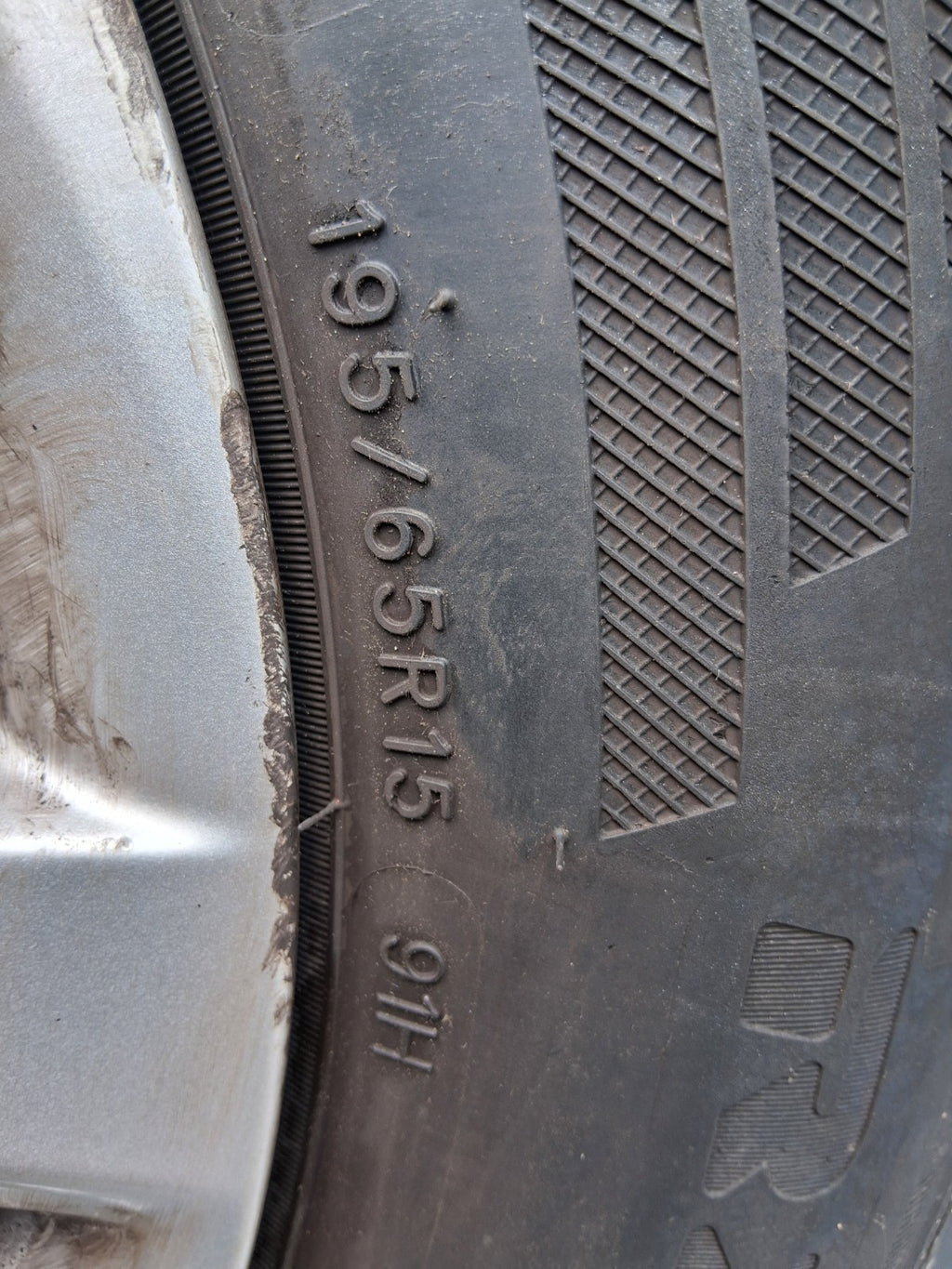 2007 VW VOLKSWAGEN GOLF MK5 15 INCH ALLOY WHEEL WITH TRYE 195/65R15