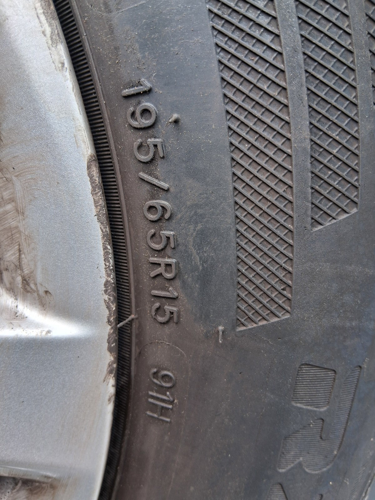 2007 VW VOLKSWAGEN GOLF MK5 15 INCH ALLOY WHEEL WITH TRYE 195/65R15