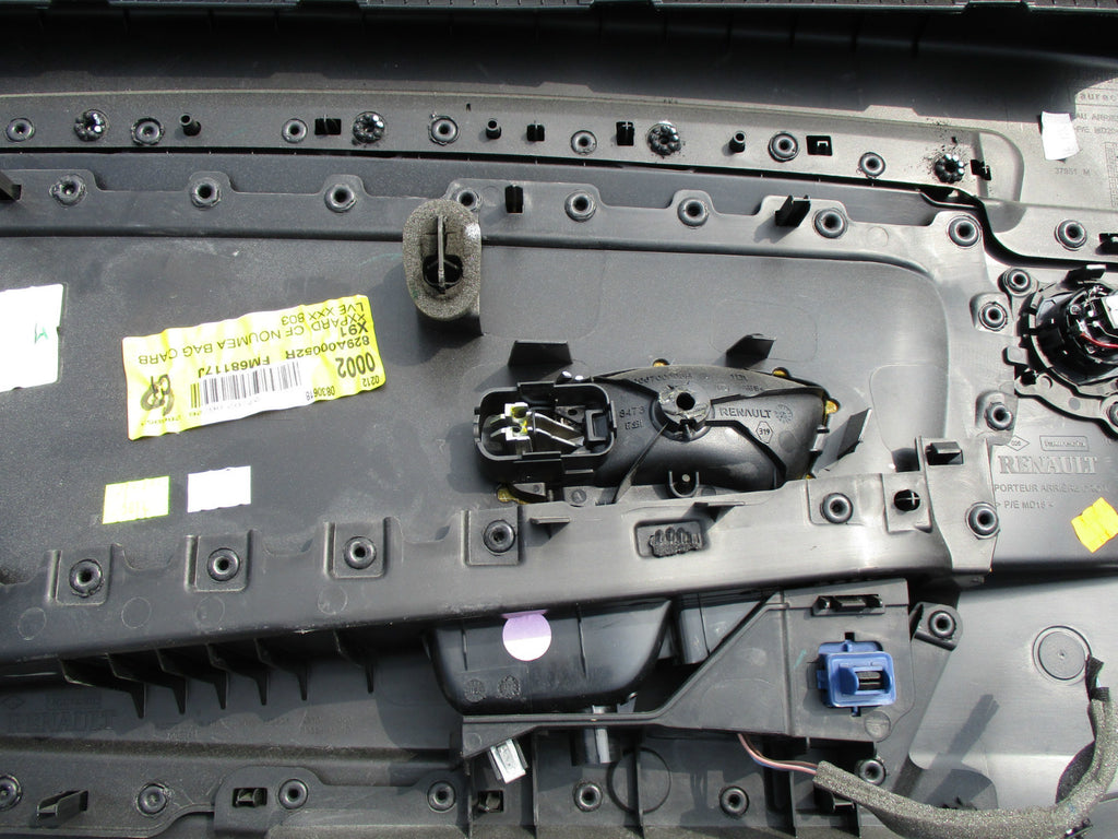 RENAULT LAGUNA MK3 2008 OSR DRIVER SIDE REAR PLASTIC DOOR CARD PANEL
