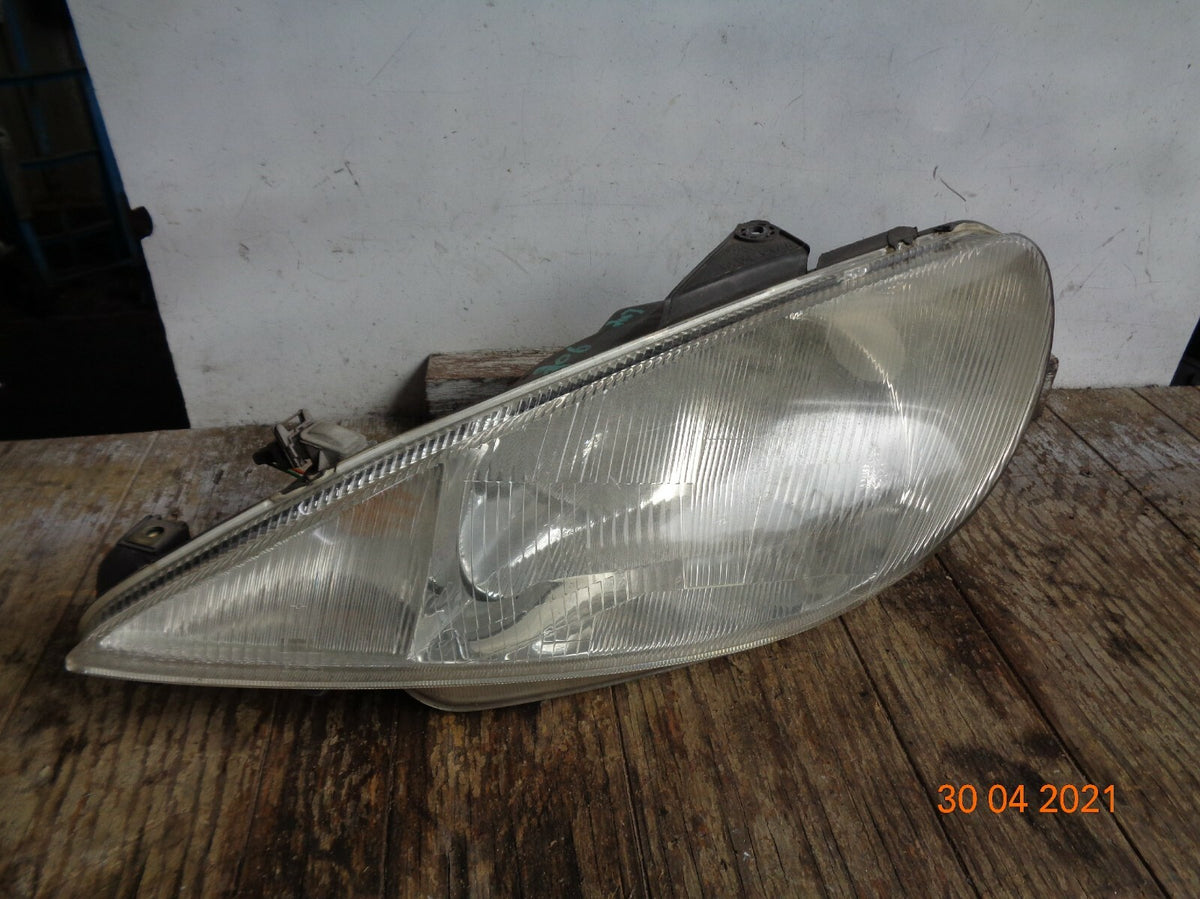 PEUGEOT 206 2003 NS PASSENGER SIDE FRONT LIGHT HEADLIGHT LAMP 9640559780