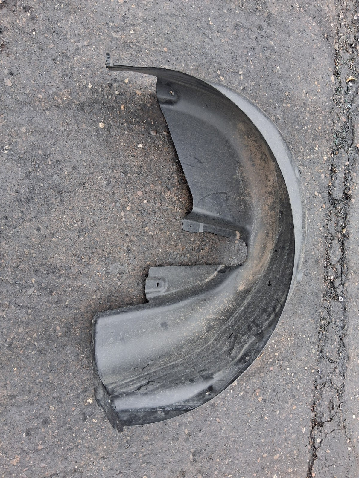 2023 VOLKSWAGEN T CROSS NSR PASSENGER SIDE REAR WHEEL ARCH 2GM810971E