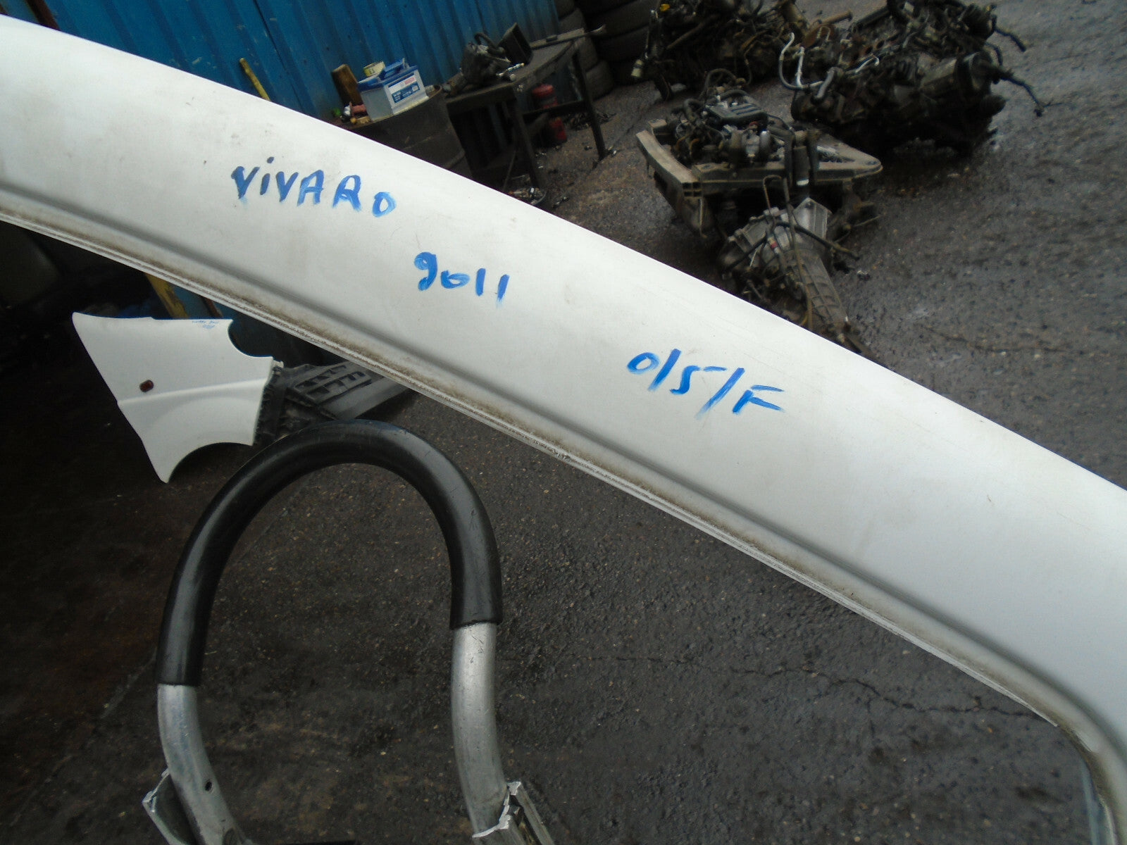 VAUXHALL VIVARO MK1 2011 OSF DRIVER SIDE FRONT DOOR WHITE