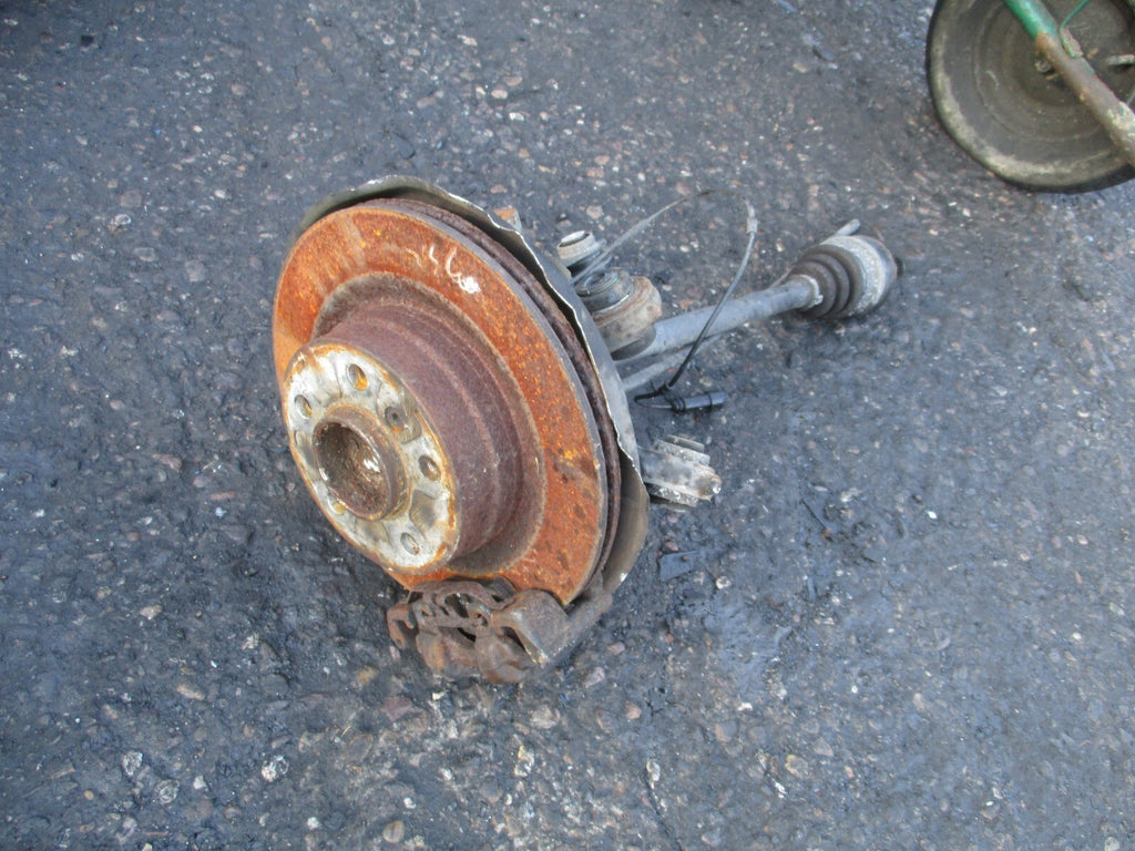 2018 BMW 3 SERIES F30 2.0 DIESEL NSR PASSENGER SIDE REAR WHEEL HUB