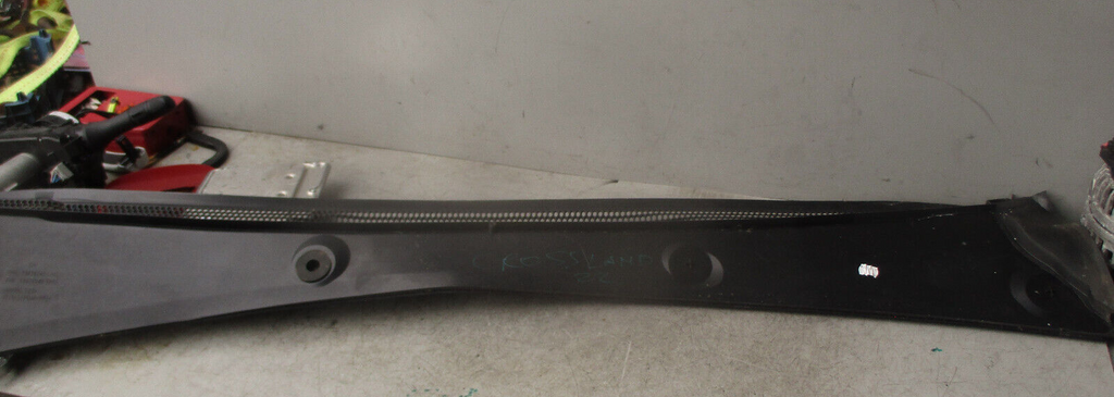 2022 VAUXHALL CROSSLAND HATCH WINDSCREEN SCUTTLE PANEL TRIM 13476245