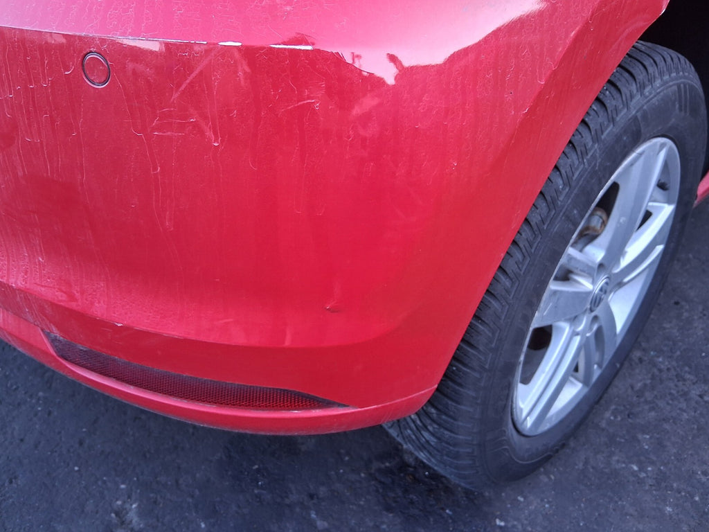 2017 VW VOLKSWAGEN POLO MK5 5 DOOR COMPLETE REAR BUMPER PDC FLASH RED LP3G