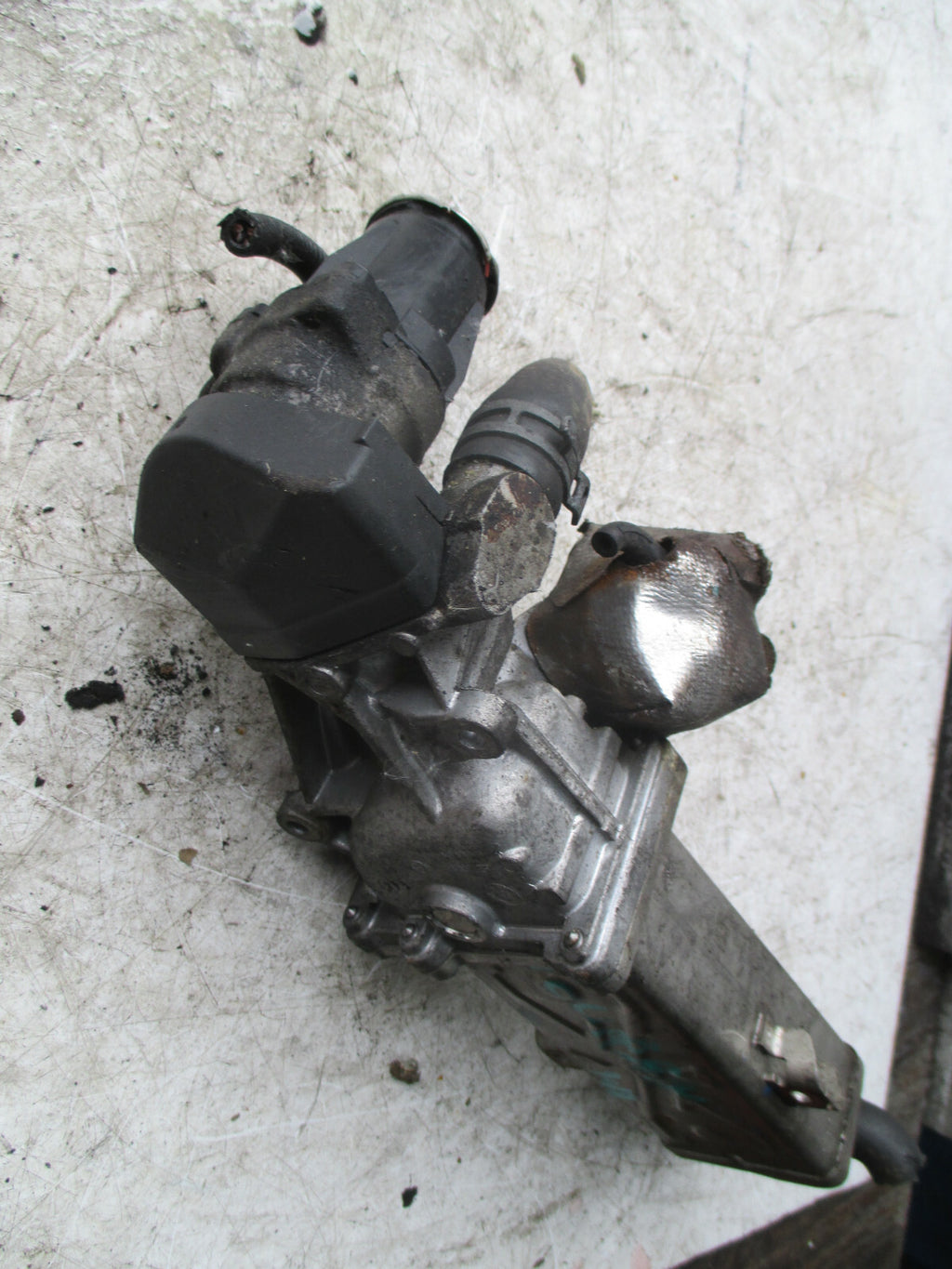 VW VOLKSWAGEN TOURAN 2012 1.6 ER VALVE & COOLER 03L131512CF