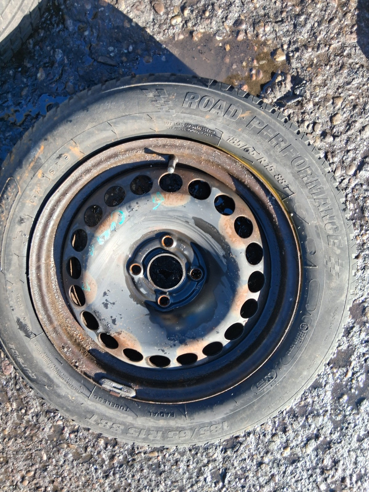 2008 VAUXHALL CORSA D 15 INCH STEEL WHEEL WITH TYRE 185/65R15