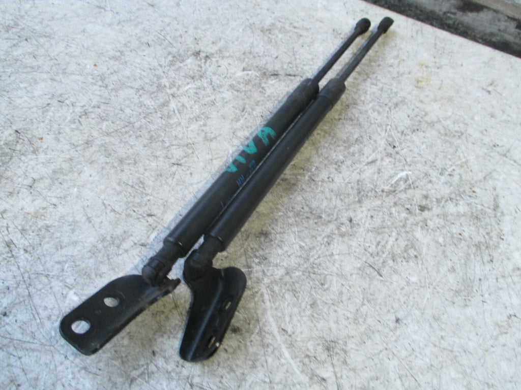 VAUXHALL VIVA 2017 REAR TAILGATE BOOTLID GAS STRUTS 42400105