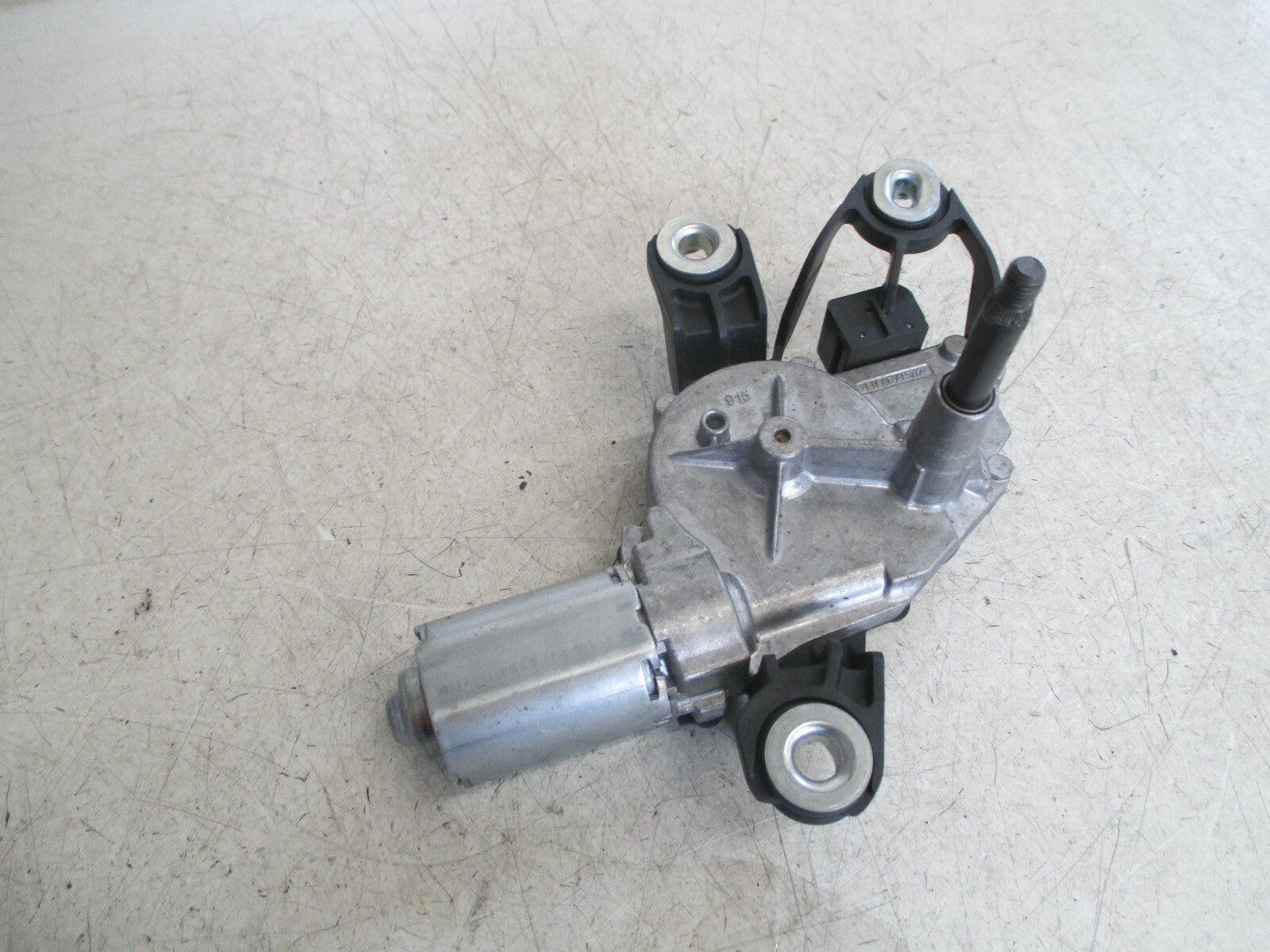 VW TOURAN 2010 - 14 REAR WINDSCREEN WIPER MOTOR 5K6955711B