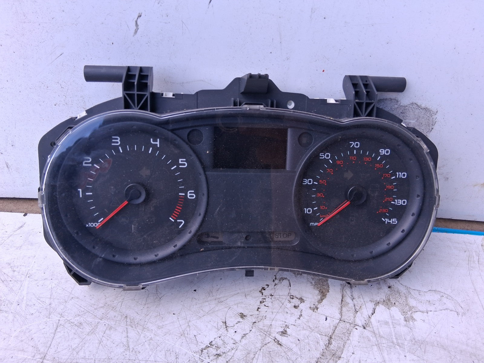 2008 RENAULT CLIO MK3 1.2 PETROL MANUAL SPEEDO INSTRUMENT CLUSTER 8200715179